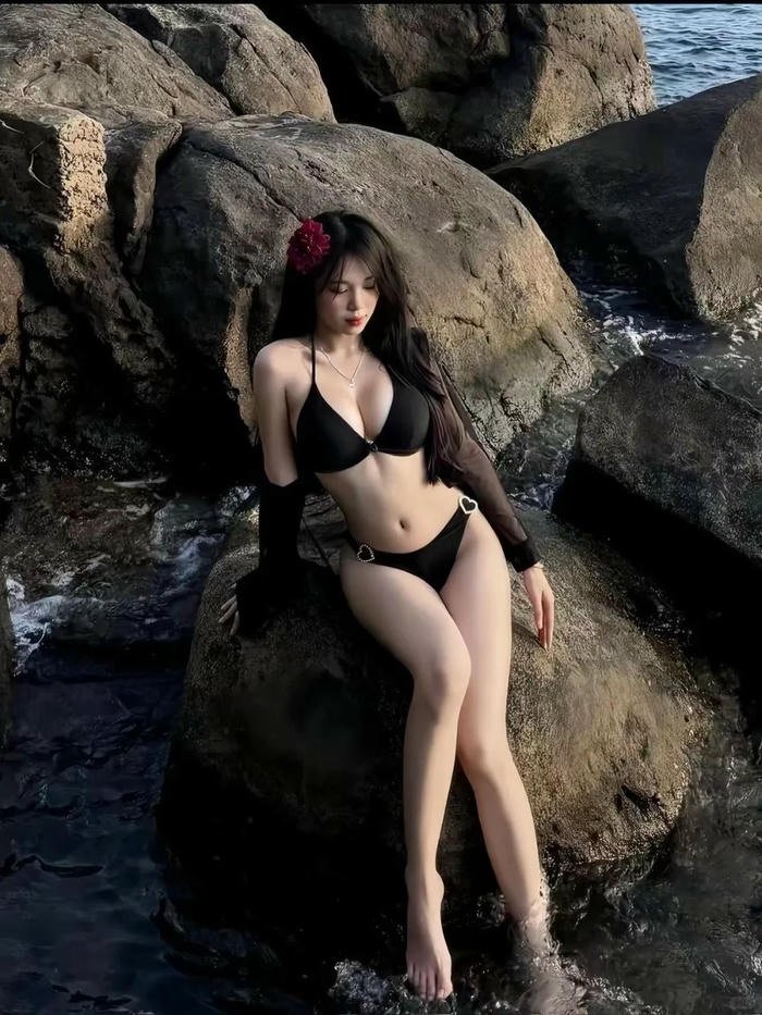 ảnh bikini biển xinh đẹp