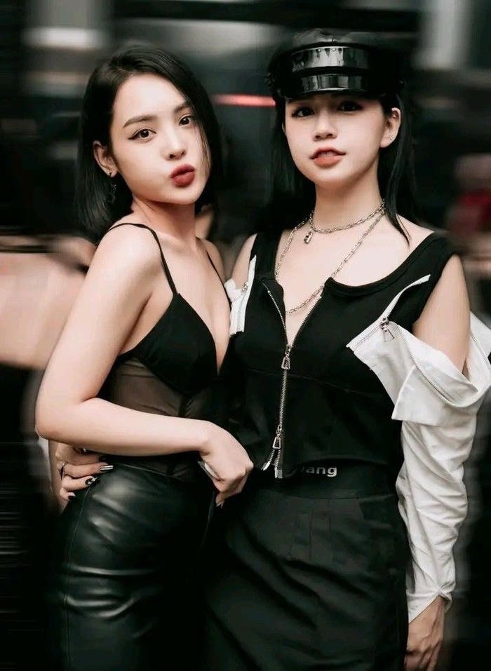 ảnh chụp toàn thân party