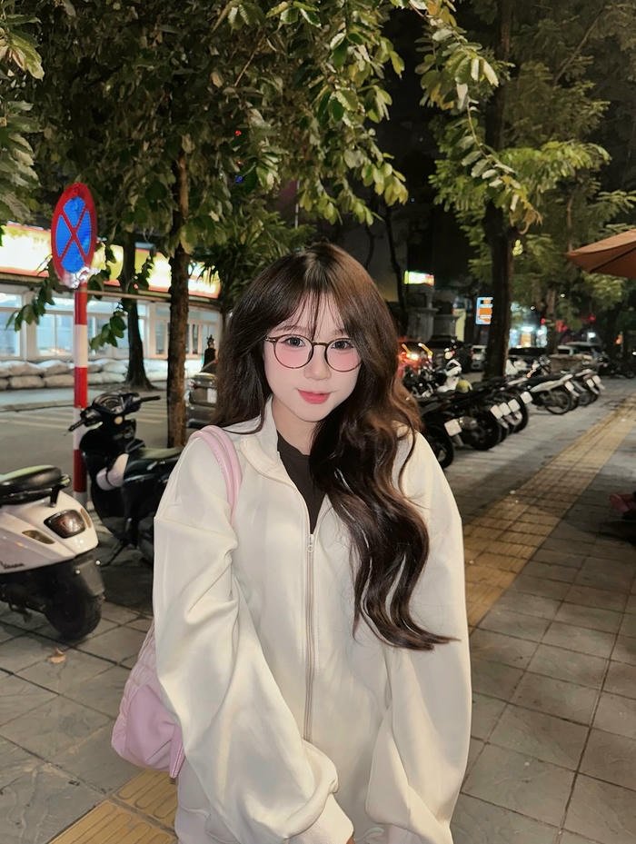 ảnh gái xinh 2k10 tươi cười