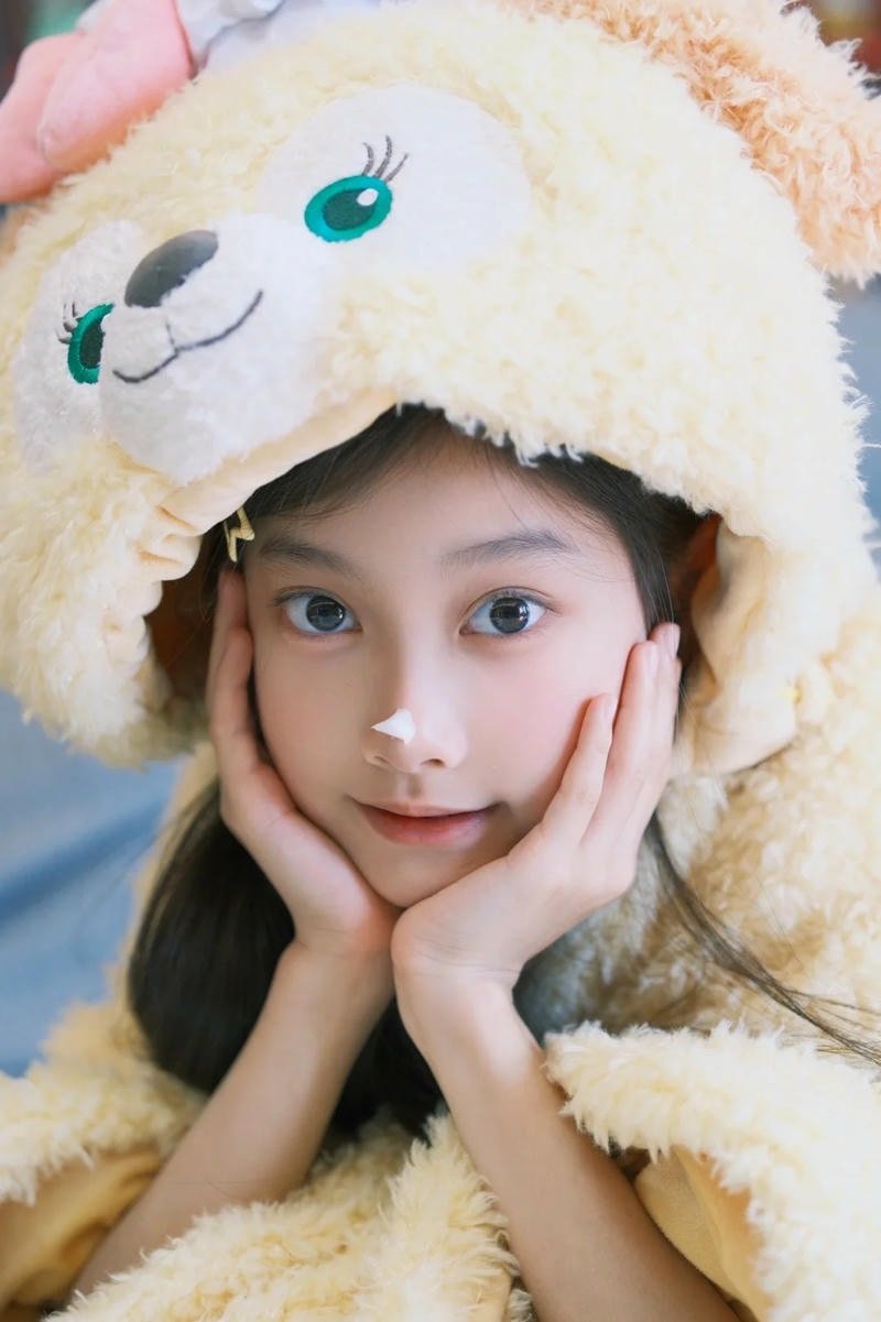 ảnh gái xinh lớp 5 dễ mến