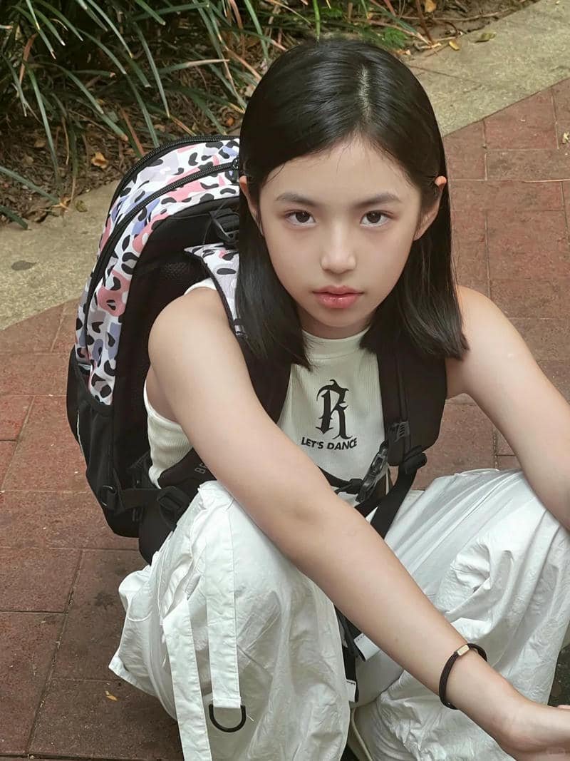 ảnh gái xinh lớp 5 hiện đại