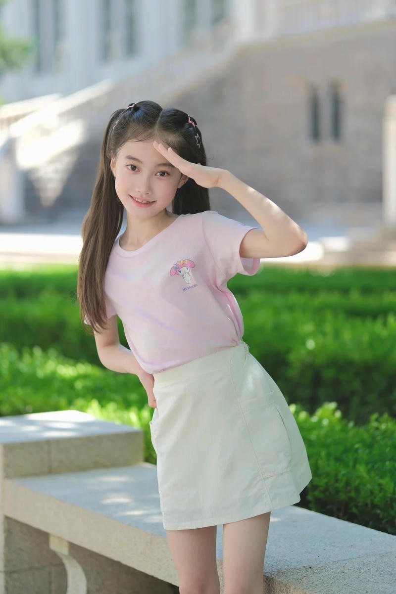 ảnh gái xinh lớp 5 rạng ngời