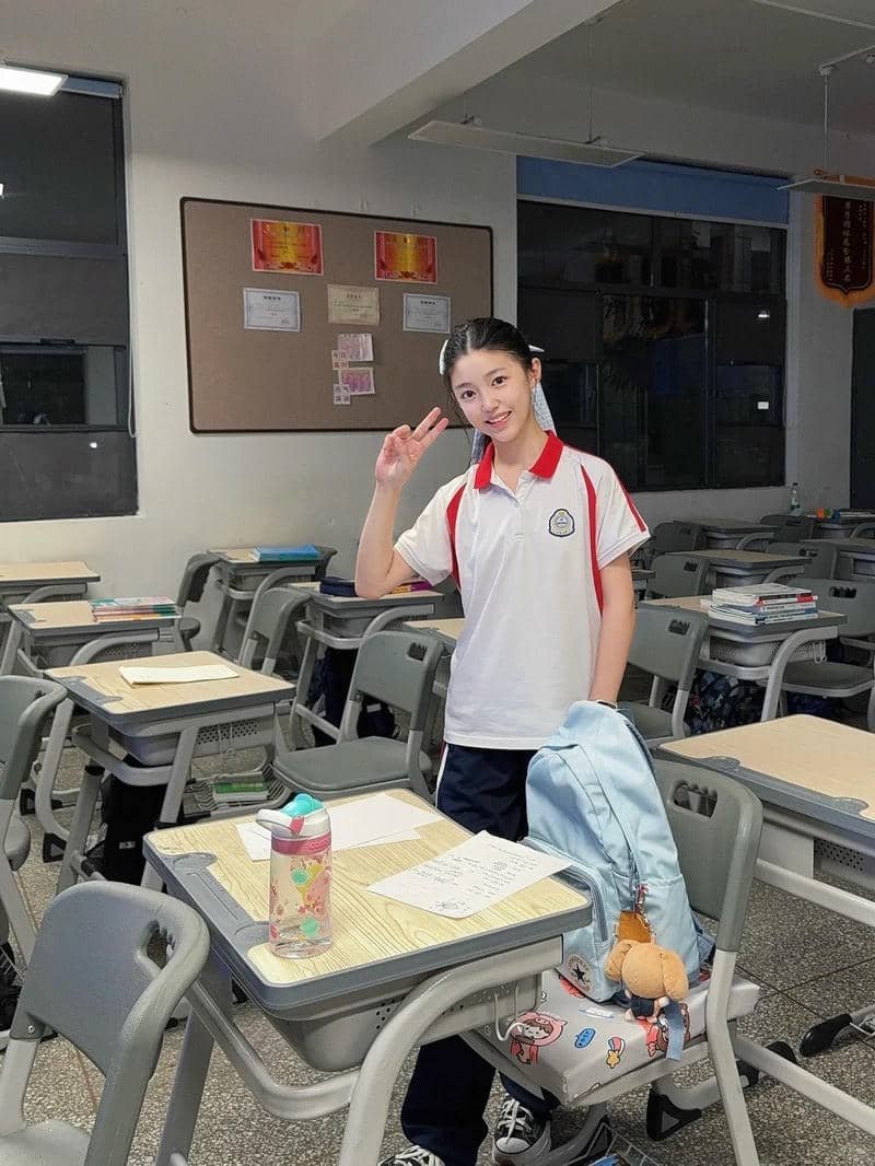 ảnh gái xinh lớp 9 giản dị đẹp