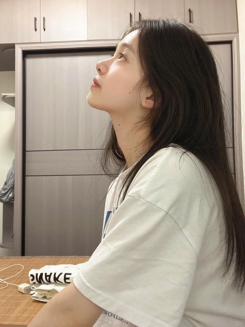 ảnh gái xinh lớp 9 giản dị