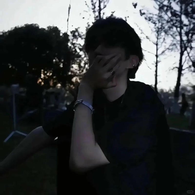 ảnh ngầu trai giấu mặt