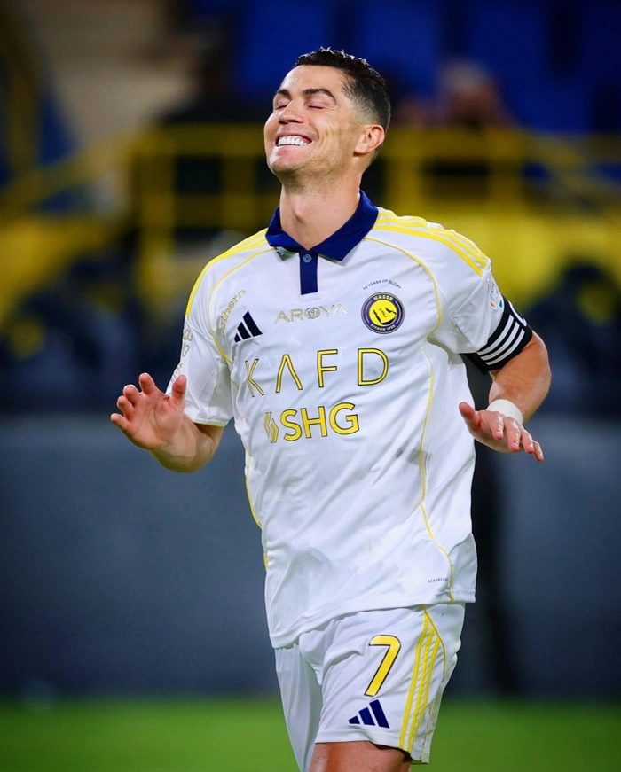 ảnh ronaldo đẹp trai đỉnh cao