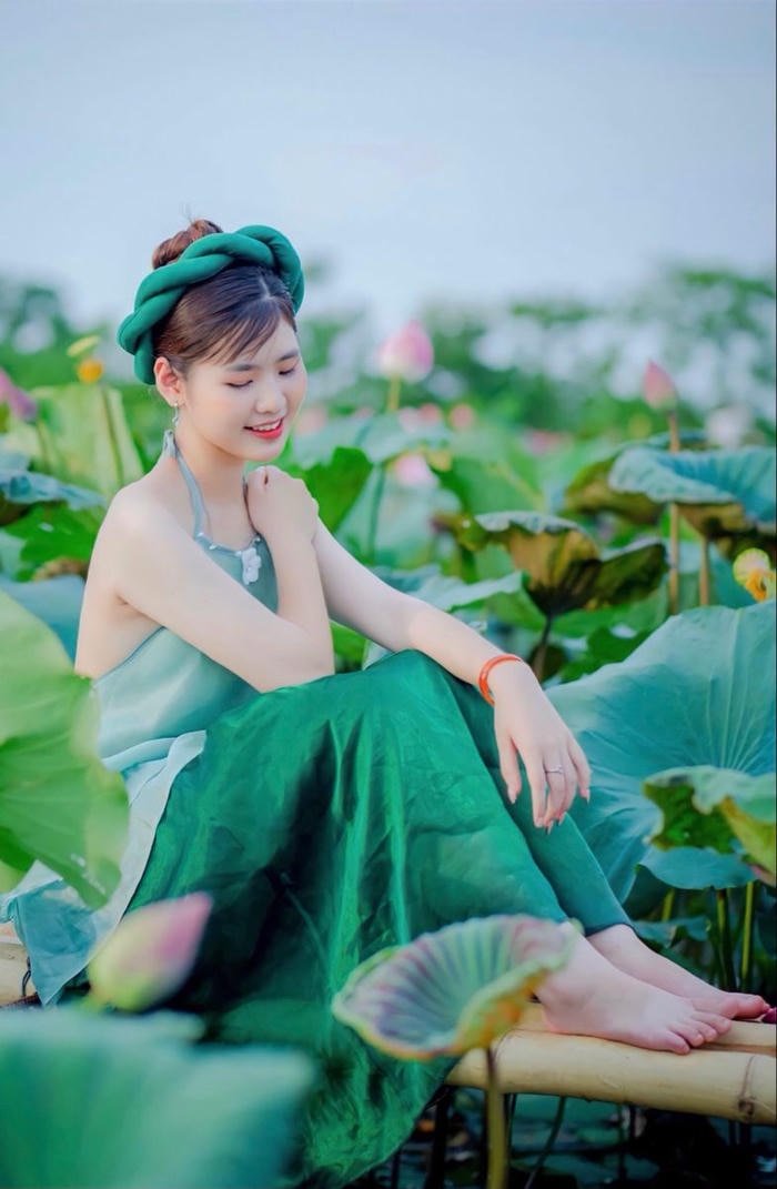 ảnh studio áo yếm