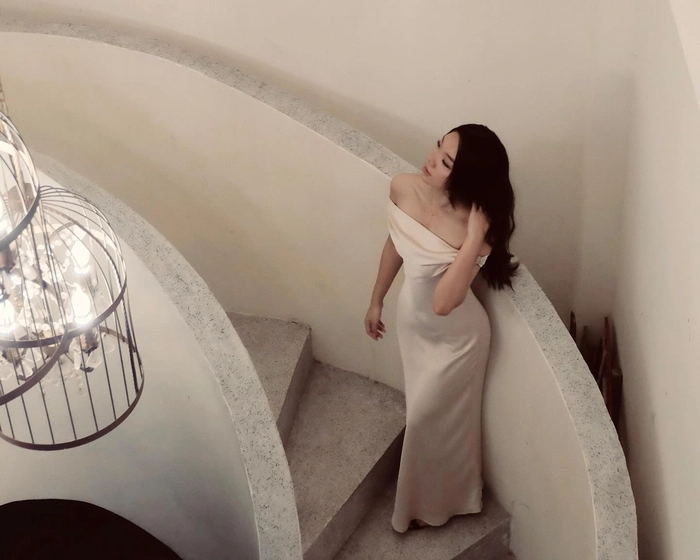 bé gái 2009 xinh hồn nhiên vui tươi