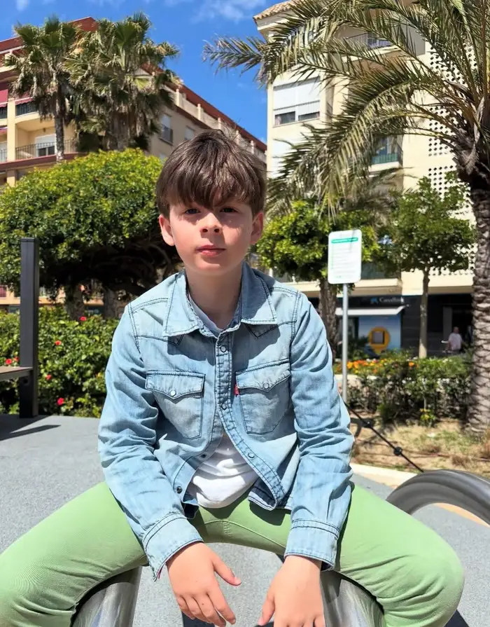 bé trai đẹp trai dễ thương cute