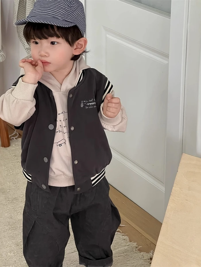 bé trai đẹp tự nhiên