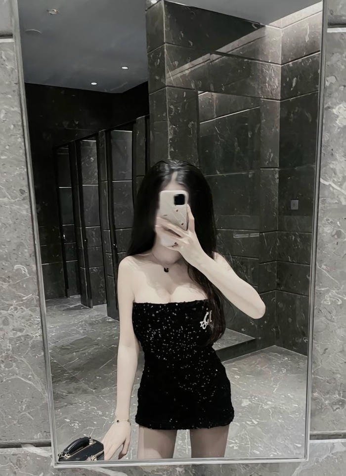 chân dung gái xinh bí ẩn