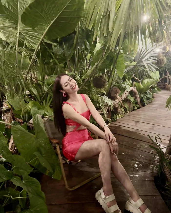 con gái xinh đẹp cá tính