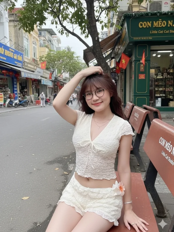 con gái xinh đẹp rạng rỡ