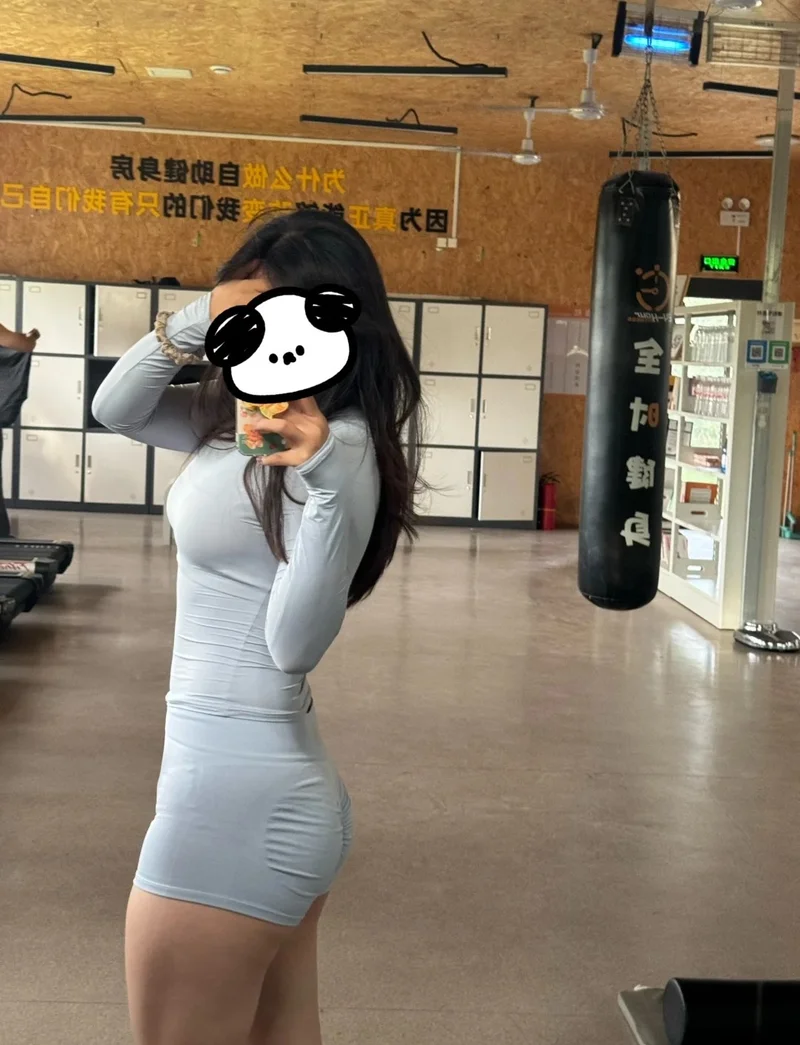 gái mông to đẹp