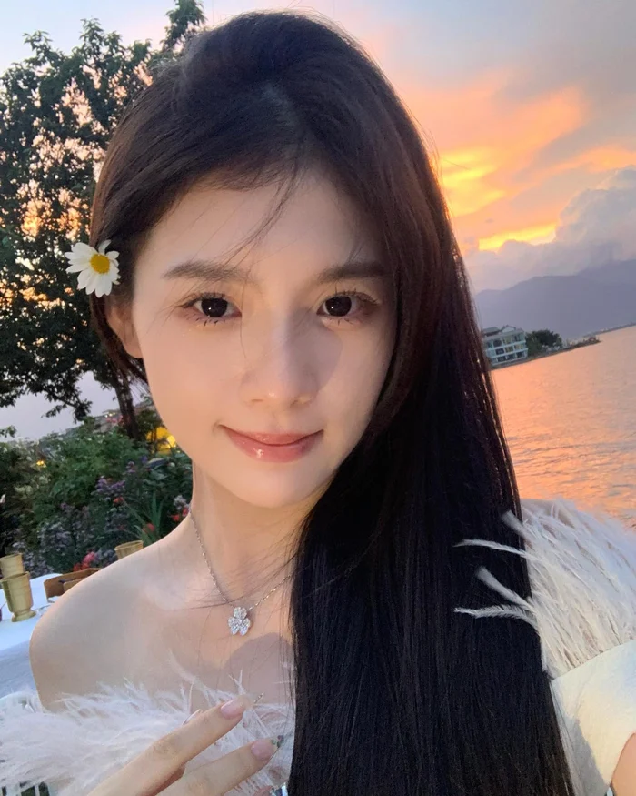 gái xinh 2k11 trong sáng