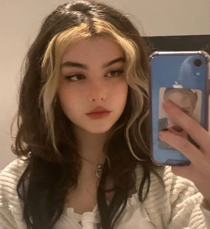 gái xinh 2k6 đáng yêu