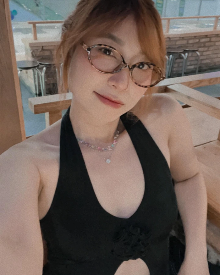 gái xinh 2k6 rạng ngời