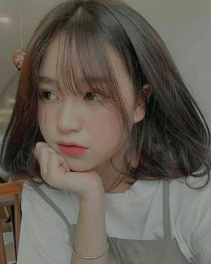 gái xinh 2k8 tóc dài