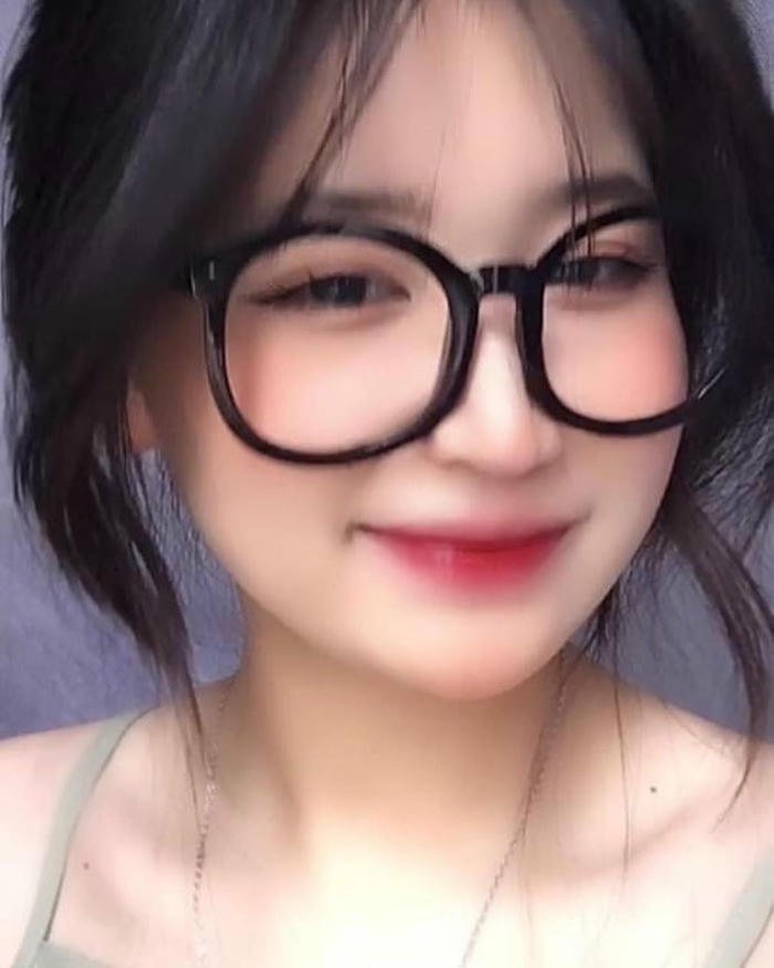 gái xinh 2k9 xinh xắn