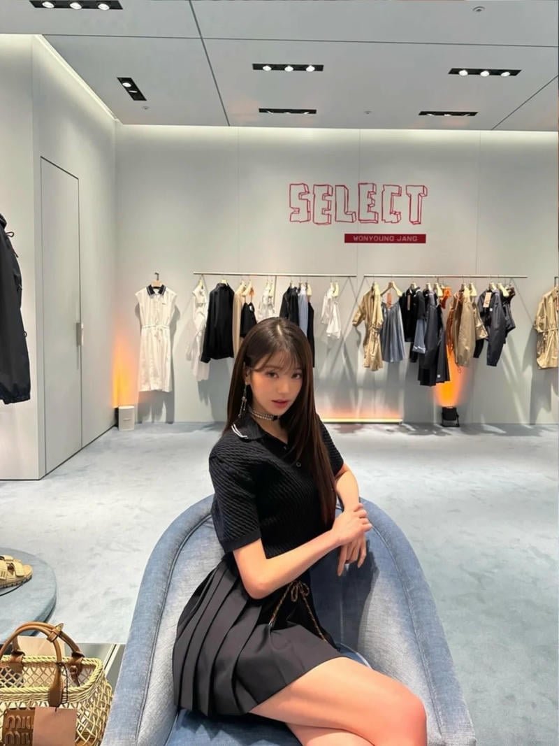 gái xinh hàn quốc mặc váy ngắn