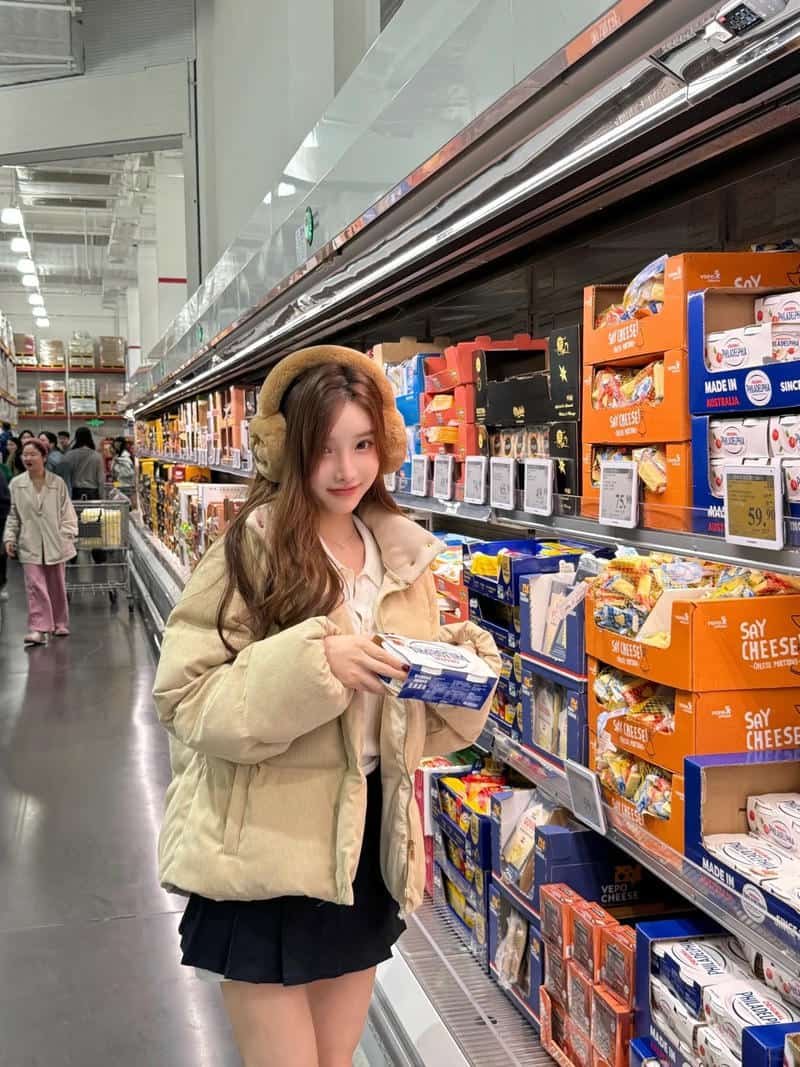 gái xinh hàn váy ngắn dễ thương