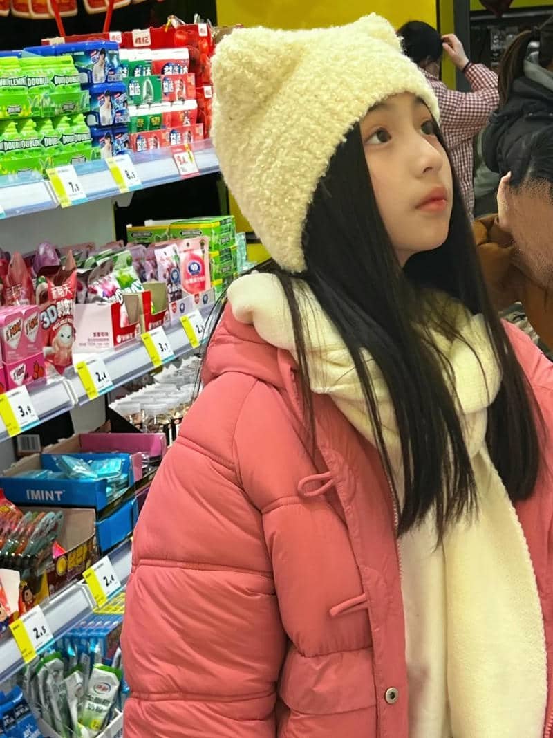 gái xinh lớp 5 hiền lành