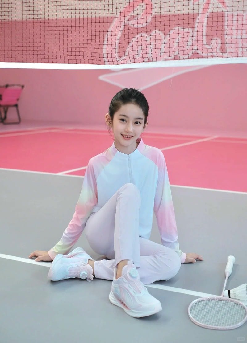 gái xinh lớp 5 thật ngoan