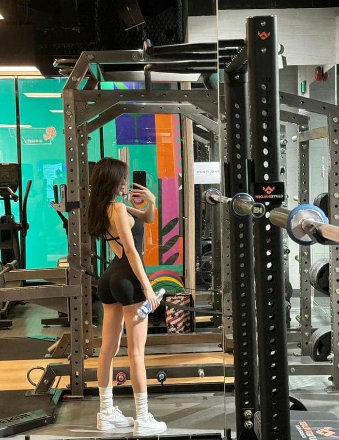 gái xinh tập gym body đẹp
