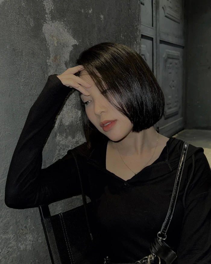 gái xinh tóc ngắn quyến rũ