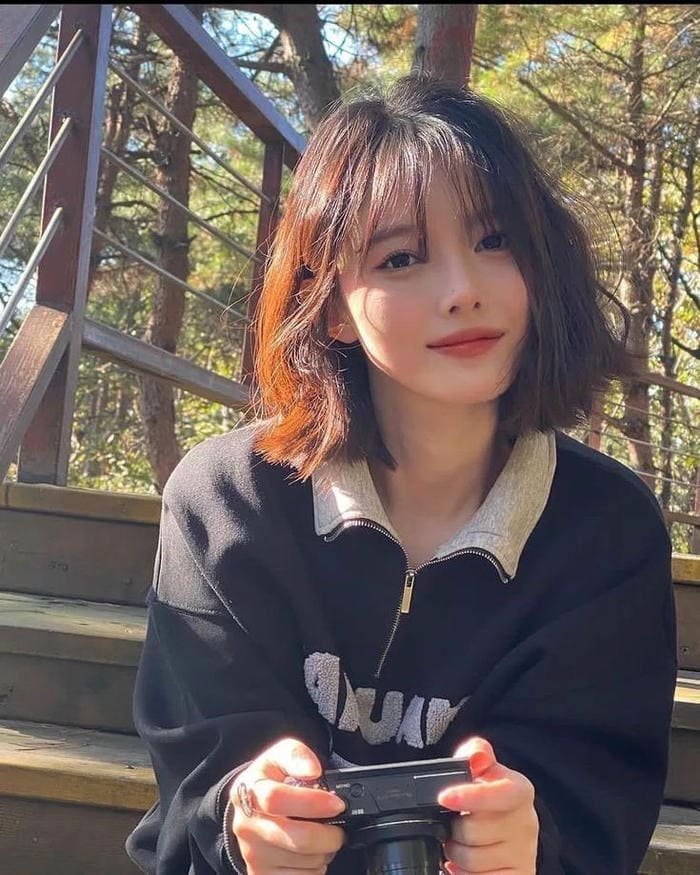 gái xinh tóc ngắn