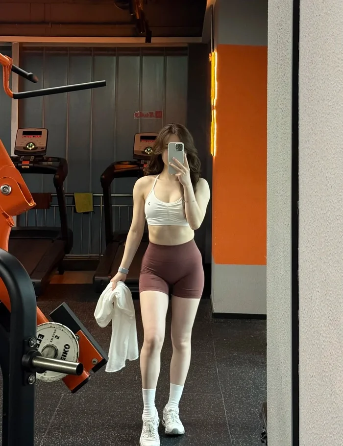 hình ảnh gái xinh tập gym
