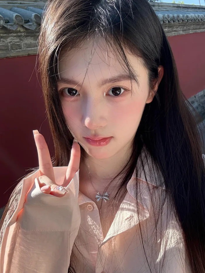 hình gái xinh 2k11 rạng rỡ