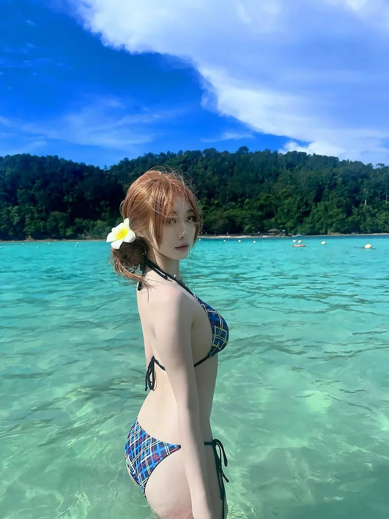 hinh gái xinh bikini