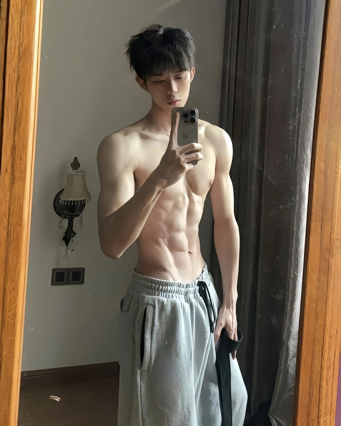 hình nền trai đẹp khỏe mạnh