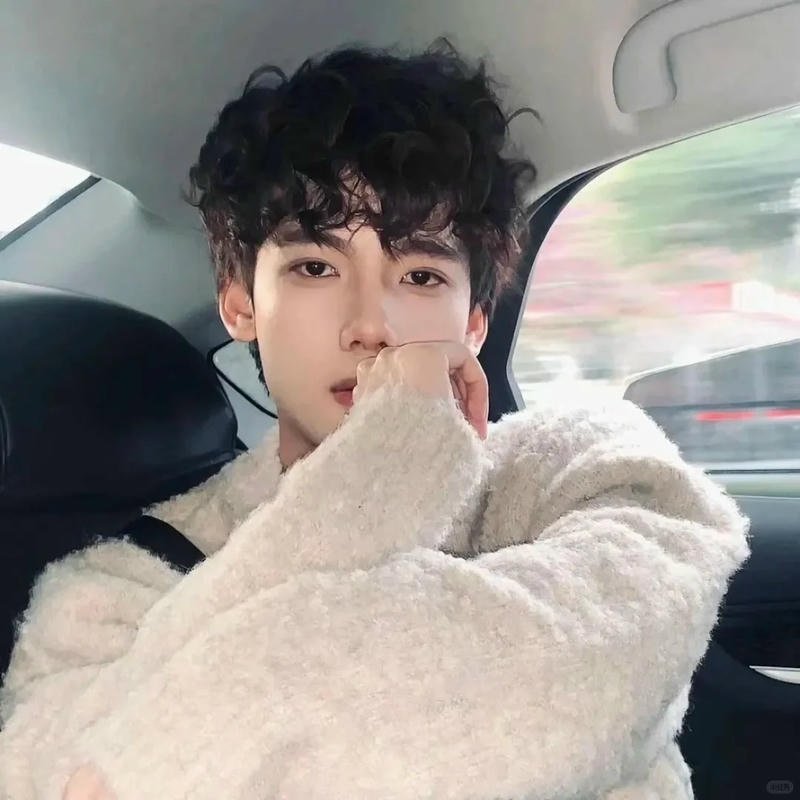 hình trai đẹp che mặt v