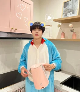 hình trai đẹp cute tinh nghịch