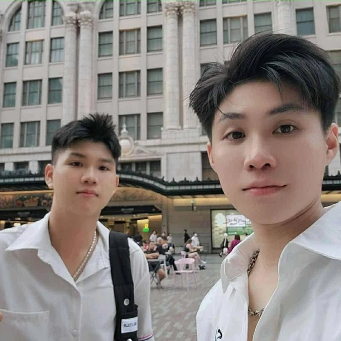 hình trai đẹp k11 tinh nghịch