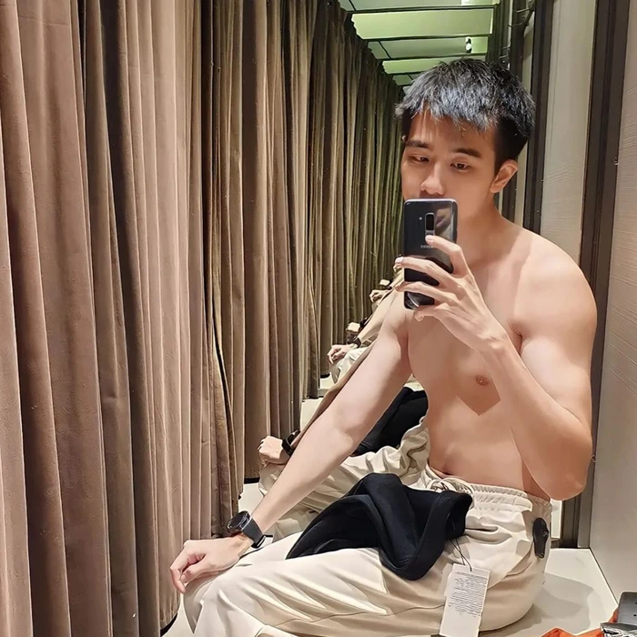 hình trai đẹp thái lan lịch lãm