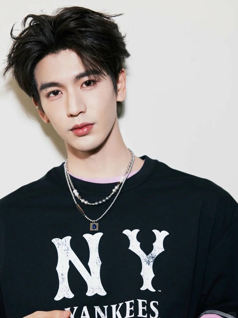 mặt trai đẹp chuẩn