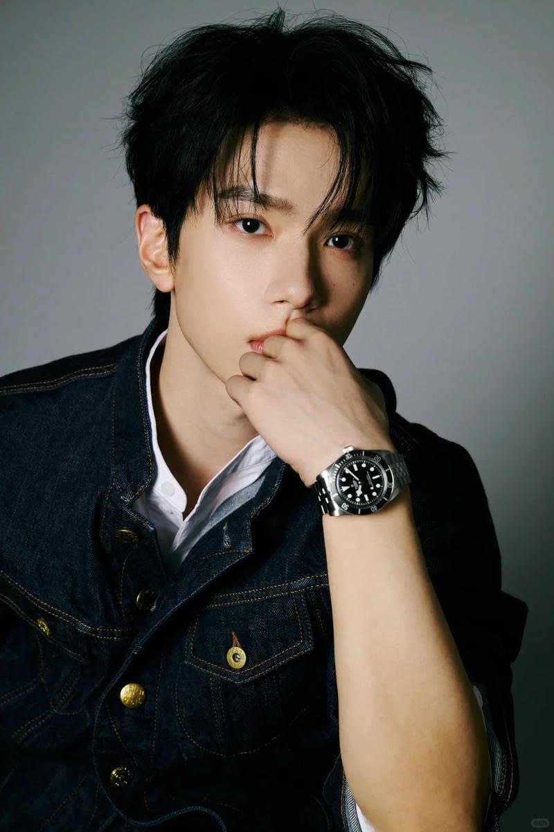 mặt trai đẹp ngầu