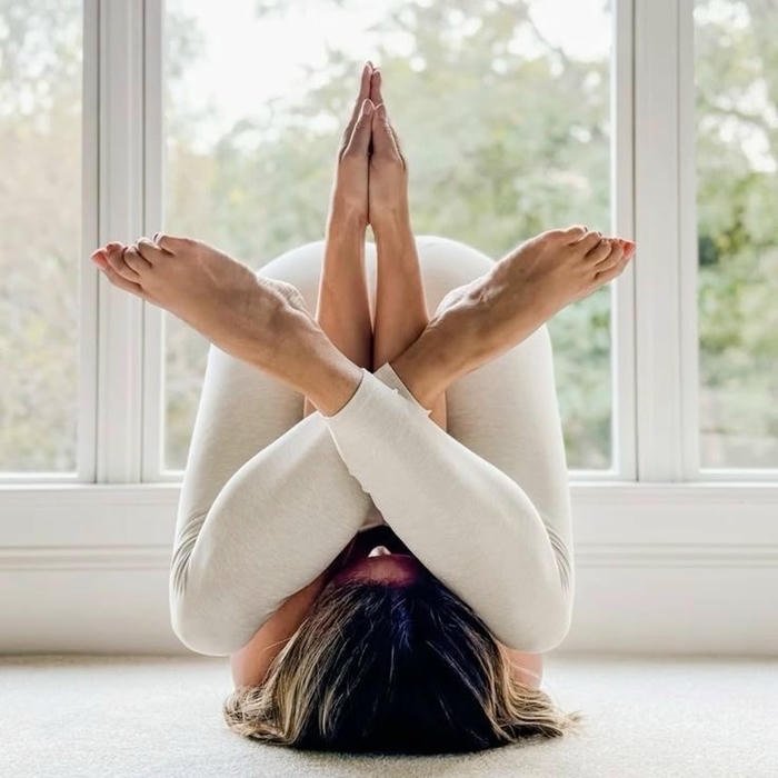 mẫu ảnh tư thế yoga đẹp