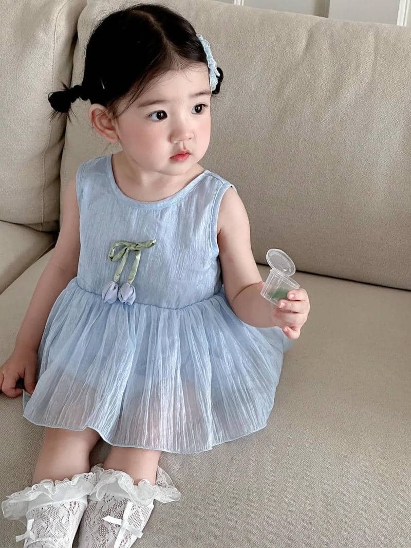 những hình ảnh bé gái xinh xắn