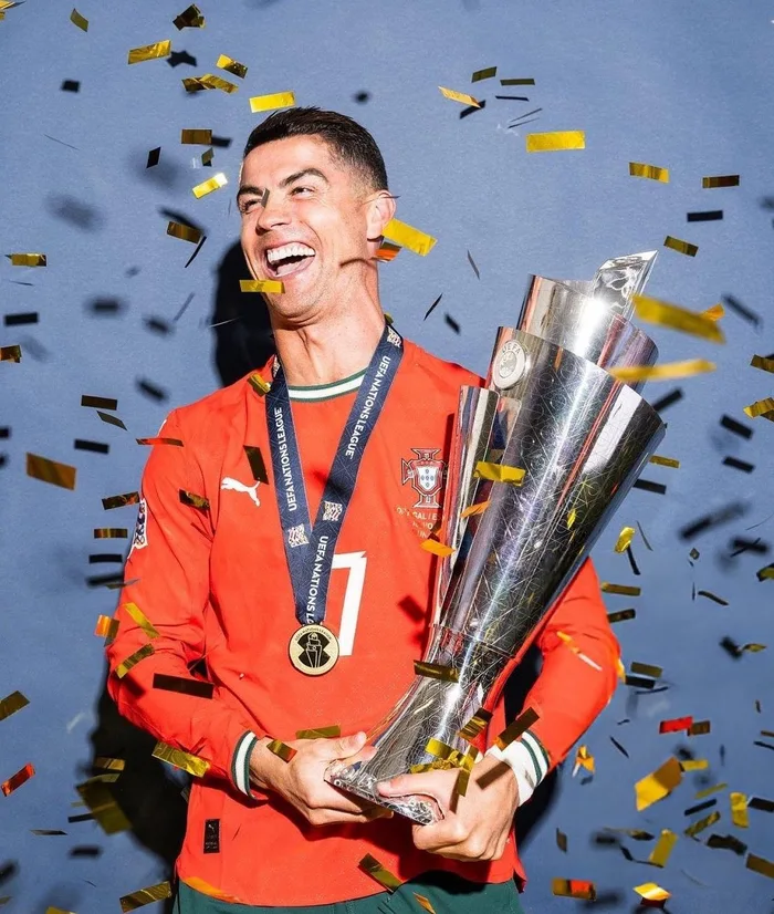 ronaldo đẹp trai dễ thương