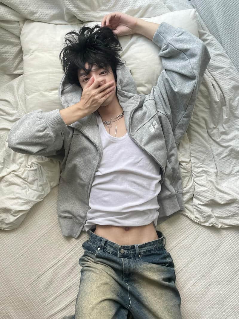 trai cool ngầu che mặt 2k12