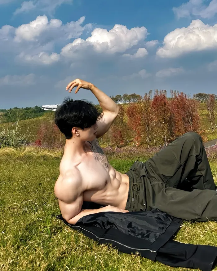 trai đẹp 6 múi chuẩn men