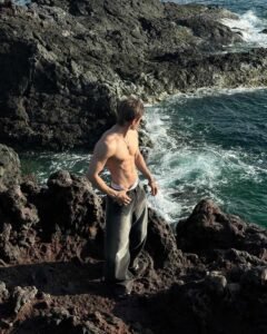 trai đẹp body săn chắc bãi biển