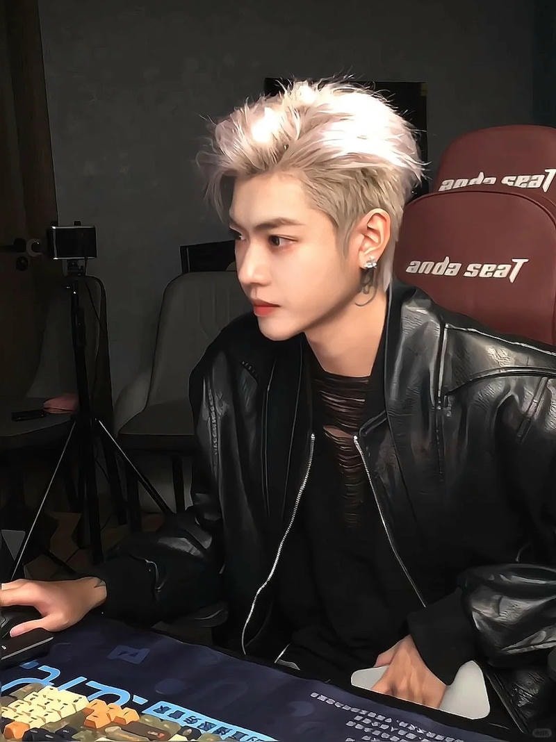 trai đẹp douyin góc nghiêng