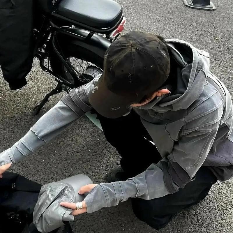 trai đẹp giấu mặt cool