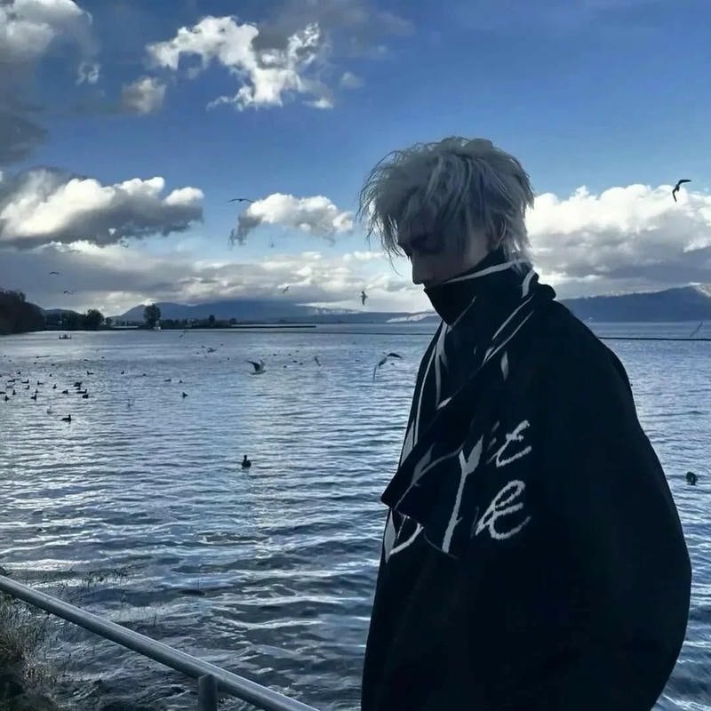 trai đẹp giấu mặt cuốn hút