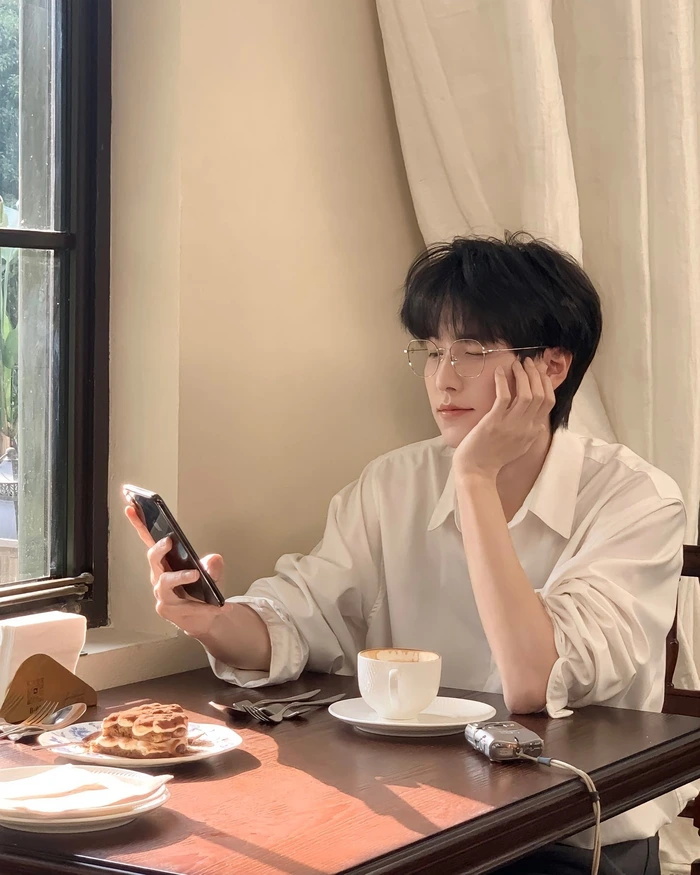 trai đẹp học sinh đáng yêu